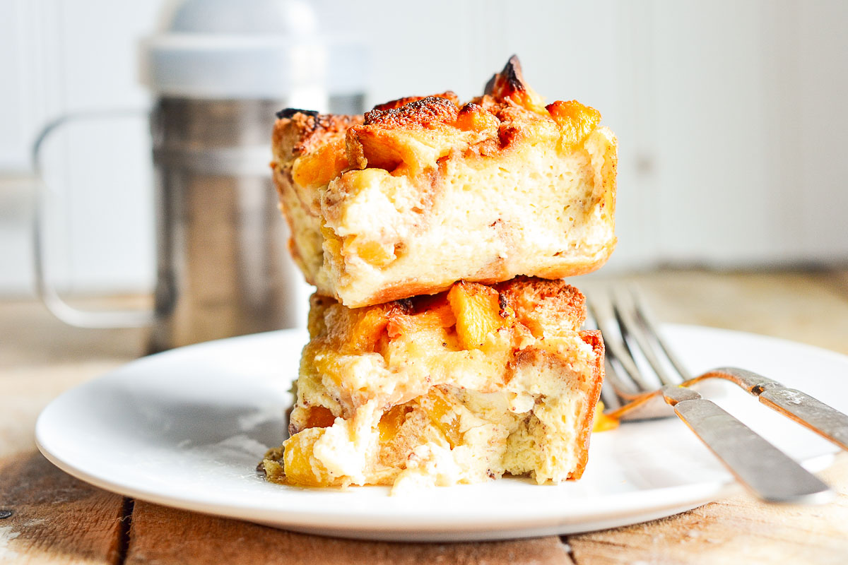 Fluffy Peach French Toast Casserole: Easy Overnight Recipe